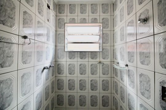 Banheiro 2 de casa à venda com 4 quartos, 175m² em Jardim Santa Maria, São Paulo