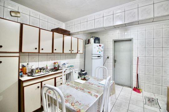 Cozinha de casa à venda com 4 quartos, 175m² em Jardim Santa Maria, São Paulo