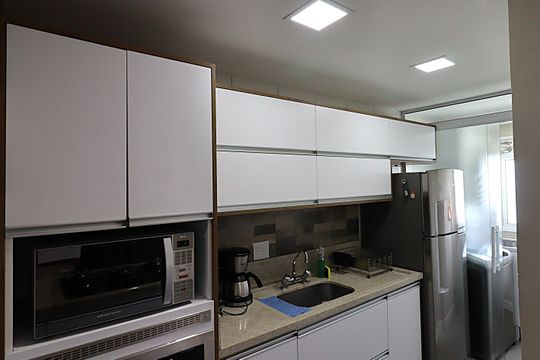 Cozinha - Armários de apartamento à venda com 2 quartos, 82m² em São Geraldo, Porto Alegre