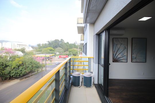 Sacada de apartamento para alugar com 1 quarto, 47m² em Jardim do Salso, Porto Alegre