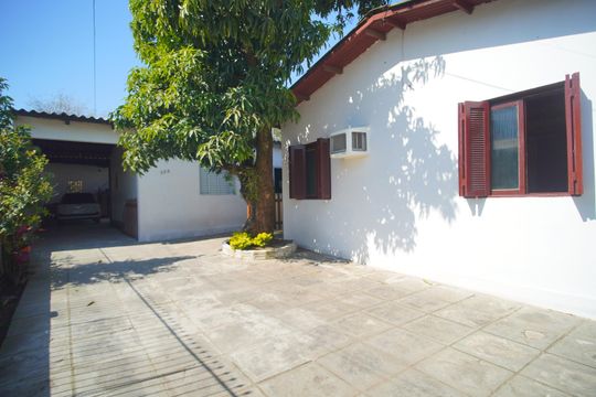 garagem de casa para alugar com 2 quartos, 70m² em Santo Afonso, Novo Hamburgo