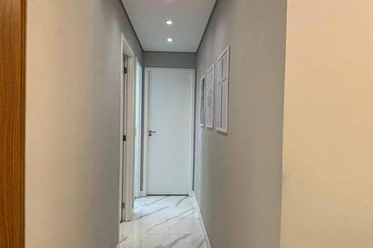 Corredor de apartamento à venda com 2 quartos, 49m² em Centro, Osasco