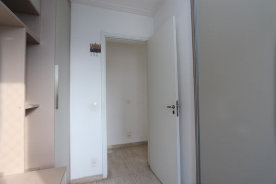 Quarto 3 de apartamento à venda com 3 quartos, 58m² em Parque São Lourenço, São Paulo