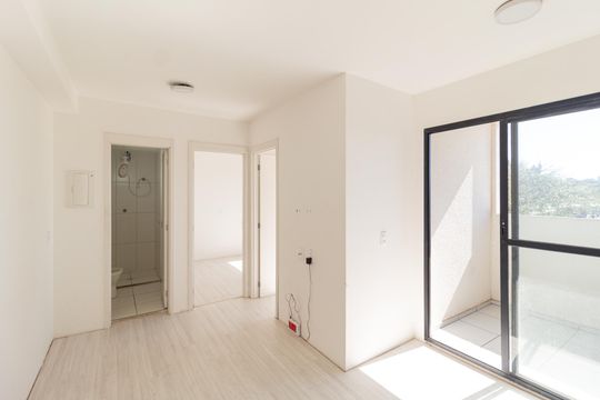 Sala de apartamento para alugar com 2 quartos, 38m² em Metalúrgicos, Osasco
