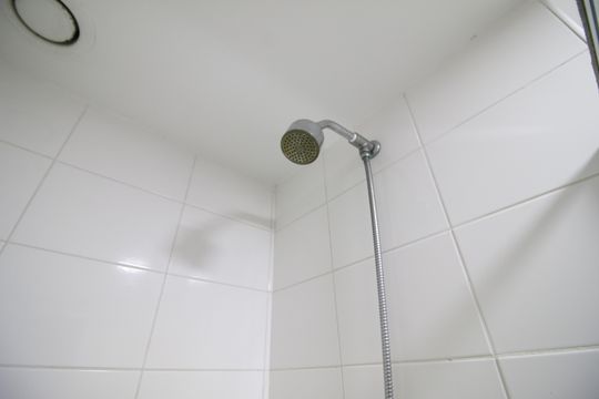 Banheiro da Suíte 3 de apartamento para alugar com 3 quartos, 81m² em Freguesia (jacarepaguá), Rio de Janeiro