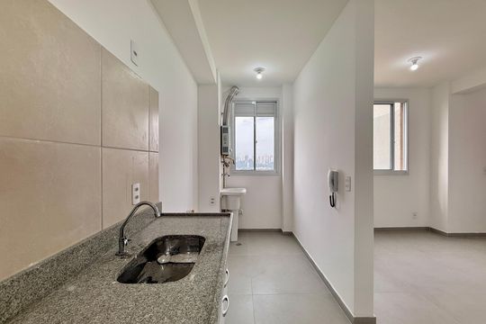Cozinha  de apartamento à venda com 2 quartos, 39m² em Socorro, São Paulo