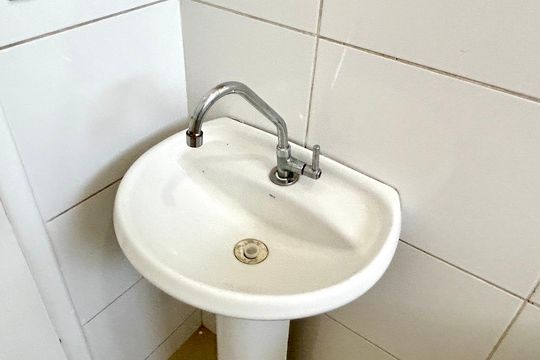 Banheiro de apartamento para alugar com 2 quartos, 45m² em Vila Galvão, Guarulhos
