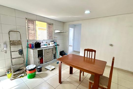 Cozinha de apartamento para alugar com 2 quartos, 45m² em Vila Galvão, Guarulhos