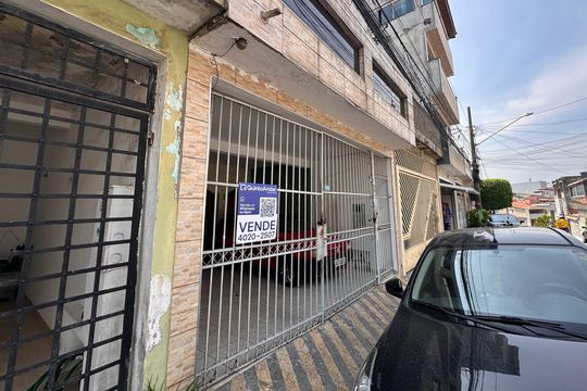 Fachada de casa à venda com 6 quartos, 250m² em Bairro dos Casa, São Bernardo do Campo