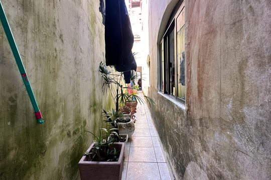 Quintal de casa à venda com 6 quartos, 250m² em Bairro dos Casa, São Bernardo do Campo