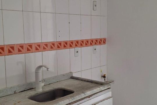 Cozinha de apartamento para alugar com 2 quartos, 55m² em Cidade Líder, São Paulo