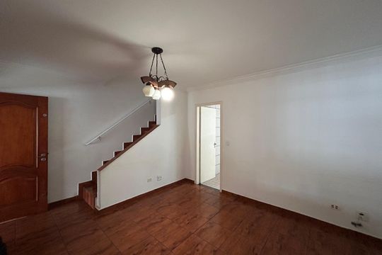 Apartamento para alugar com 2 quartos, 76m² em Vila Imperio, São Paulo