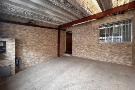 Garagem de apartamento para alugar com 2 quartos, 76m² em Vila Imperio, São Paulo