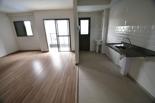 Cozinha de apartamento à venda com 2 quartos, 66m² em Mansões Santo Antônio, Campinas