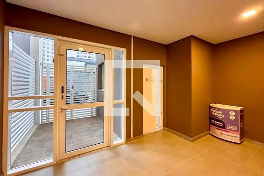 Entrada de apartamento para alugar com 1 quarto, 32m² em Jardim Caravelas, São Paulo