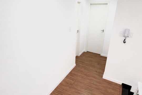 Corredor de casa de condomínio à venda com 5 quartos, 500m² em Jardim Sulacap, Rio de Janeiro