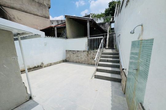 Área externa de casa de condomínio à venda com 5 quartos, 500m² em Jardim Sulacap, Rio de Janeiro