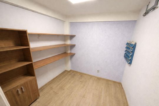 Quarto de casa de condomínio à venda com 5 quartos, 500m² em Jardim Sulacap, Rio de Janeiro