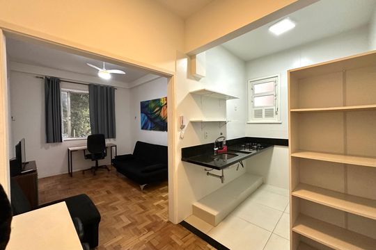 Apartamento para alugar com 1 quarto, 65m² em Copacabana, Rio de Janeiro
