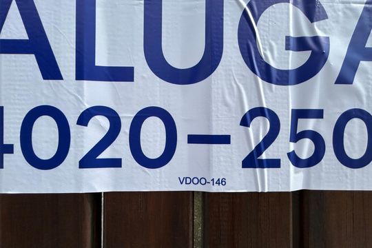 Placa  de casa para alugar com 1 quarto, 39m² em Campeche, Florianópolis