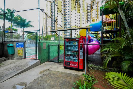 Auto Serviço  de apartamento para alugar com 2 quartos, 76m² em Chácara Agrindus, Taboão da Serra