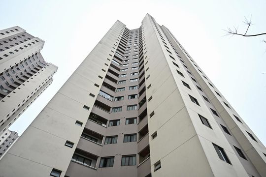 Fachada de apartamento para alugar com 2 quartos, 76m² em Chácara Agrindus, Taboão da Serra