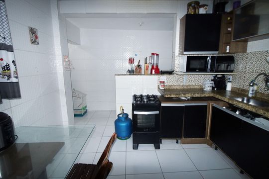 Cozinha de casa à venda com 4 quartos, 130m² em Vaz Lobo, Rio de Janeiro