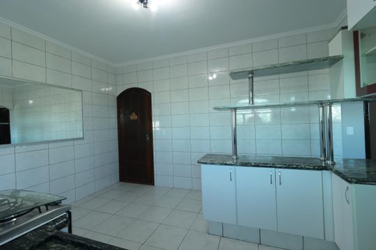 Cozinha de casa de condomínio para alugar com 3 quartos, 78m² em Jardim Marek, Santo André