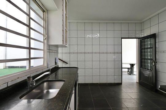 Cozinha de casa para alugar com 3 quartos, 300m² em Jardim Leonor, Campinas