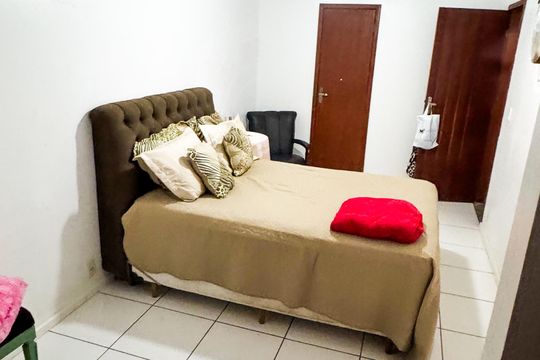 Apartamento para alugar com 3 quartos, 120m² em Aquariús, Cabo Frio