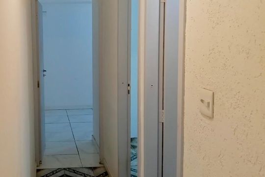 Corredor de apartamento para alugar com 2 quartos, 53m² em Cidade Serodio, Guarulhos