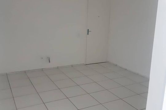 Quarto de apartamento à venda com 2 quartos, 50m² em Jardim Centenario, Guarulhos