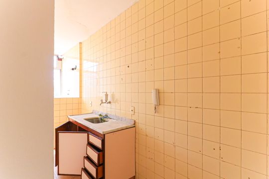 Cozinha de apartamento para alugar com 2 quartos, 54m² em Lins de Vasconcelos, Rio de Janeiro