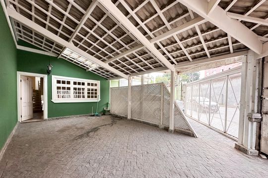 Garagem de casa de condomínio à venda com 3 quartos, 173m² em Vila Euro, São Bernardo do Campo