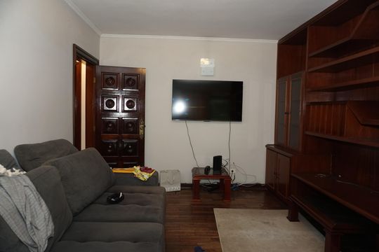 Sala de casa para alugar com 4 quartos, 1276m² em Chácaras Ana Lúcia, Embu das Artes
