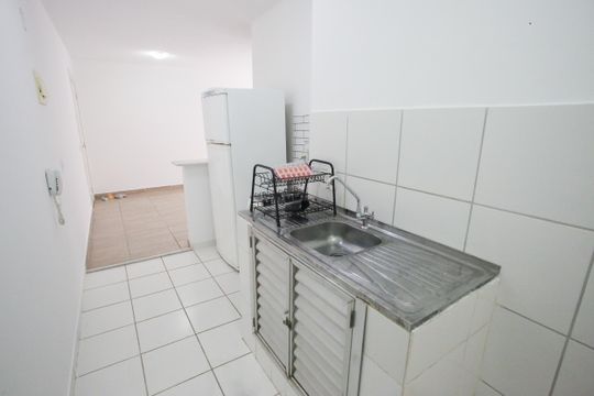 Cozinha de apartamento para alugar com 2 quartos, 56m² em Taquara, Rio de Janeiro