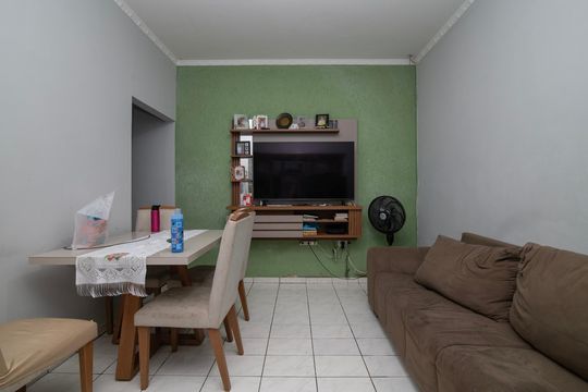 Sala Fundos de casa à venda com 5 quartos, 150m² em Loteamento Remanso Campineiro, Hortolândia