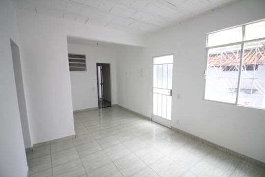 Casa para alugar com 3 quartos, 90m² em Santa Cruz Industrial, Contagem