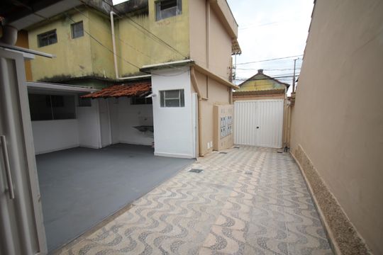 Área comum de casa para alugar com 3 quartos, 90m² em Santa Cruz Industrial, Contagem