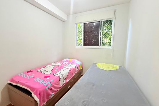 Quarto 1 de apartamento para alugar com 2 quartos, 38m² em Parque Maria Helena, São Paulo