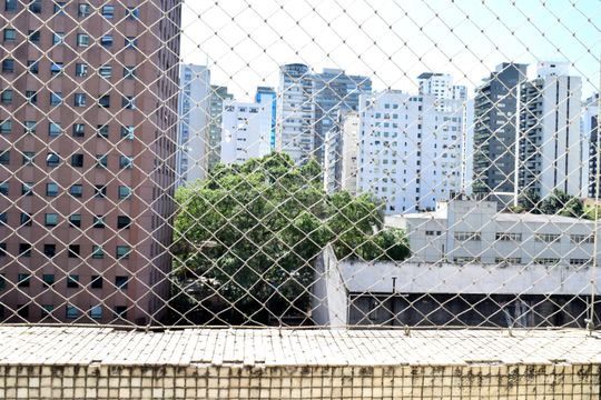 Varanda Quarto 2 de apartamento à venda com 3 quartos, 175m² em Jardins, São Paulo