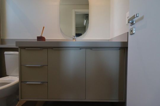 Banheiro da Suíte de apartamento para alugar com 1 quarto, 46m² em Ribeirânia, Ribeirão Preto