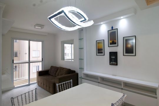 Apartamento à venda com 2 quartos, 60m² em Tingui, Curitiba