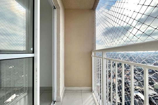 Varanda de apartamento para alugar com 1 quarto, 28m² em Jardim Itacolomi, São Paulo