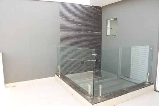 Casa à venda com 3 quartos, 260m² em Parque São Lucas, São Paulo