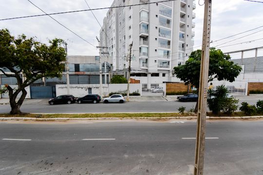 Vista da Suíte de casa para alugar com 4 quartos, 155m² em Jardim Vila Galvao, Guarulhos