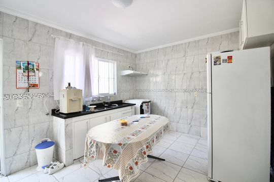 Cozinha de casa para alugar com 3 quartos, 120m² em Vila Nhocuné, São Paulo