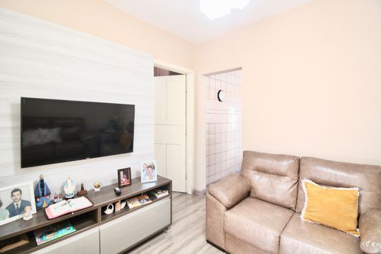 Casa para alugar com 3 quartos, 120m² em Vila Nhocuné, São Paulo