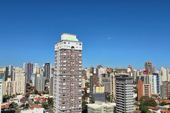 Vista de apartamento à venda com 2 quartos, 70m² em Cambuí, Campinas