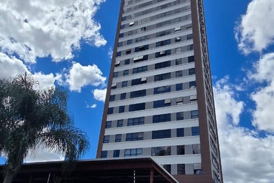 Fachada de apartamento à venda com 2 quartos, 70m² em Cambuí, Campinas